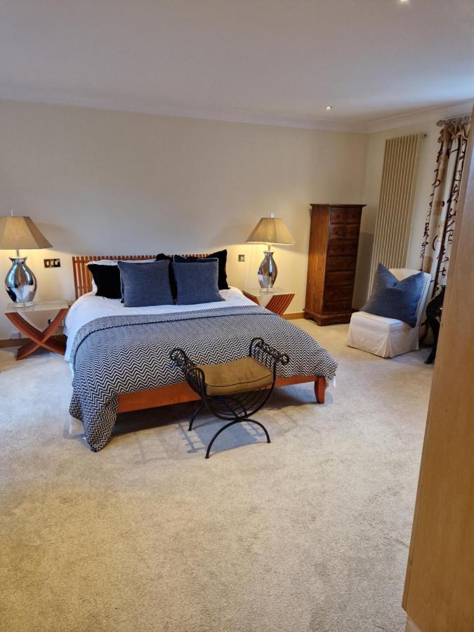 Stunning 5 Bedroom Putney House London Exterior photo