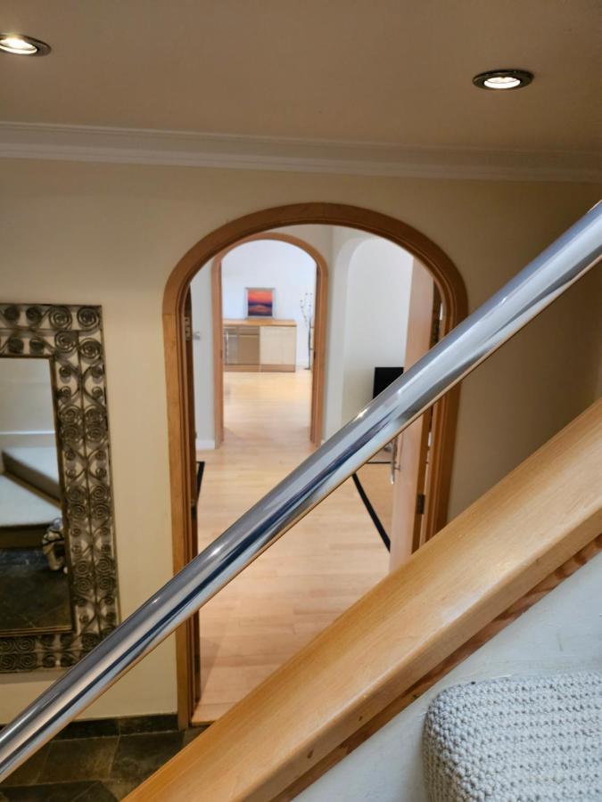 Stunning 5 Bedroom Putney House London Exterior photo